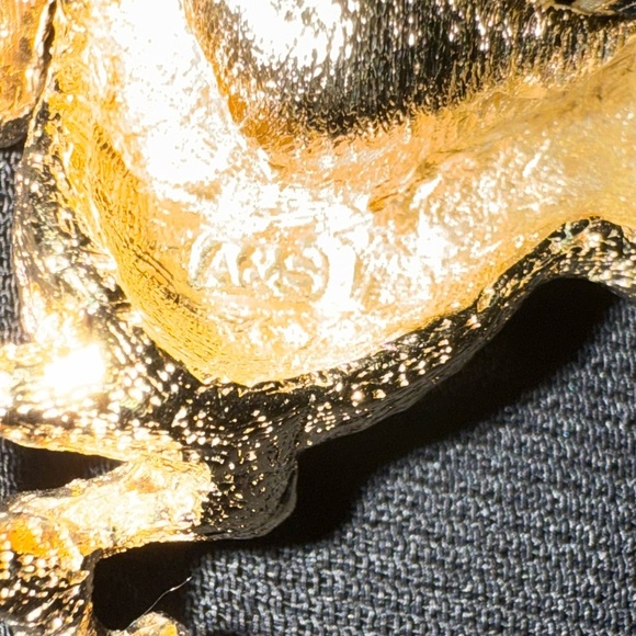 Attwood & Sawyer Pegasus Golden Guilloche Enamel Horse Brooch - Picture 5 of 9